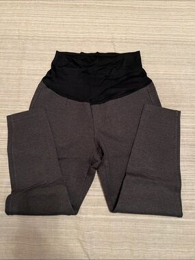 Gap Maternity Legging